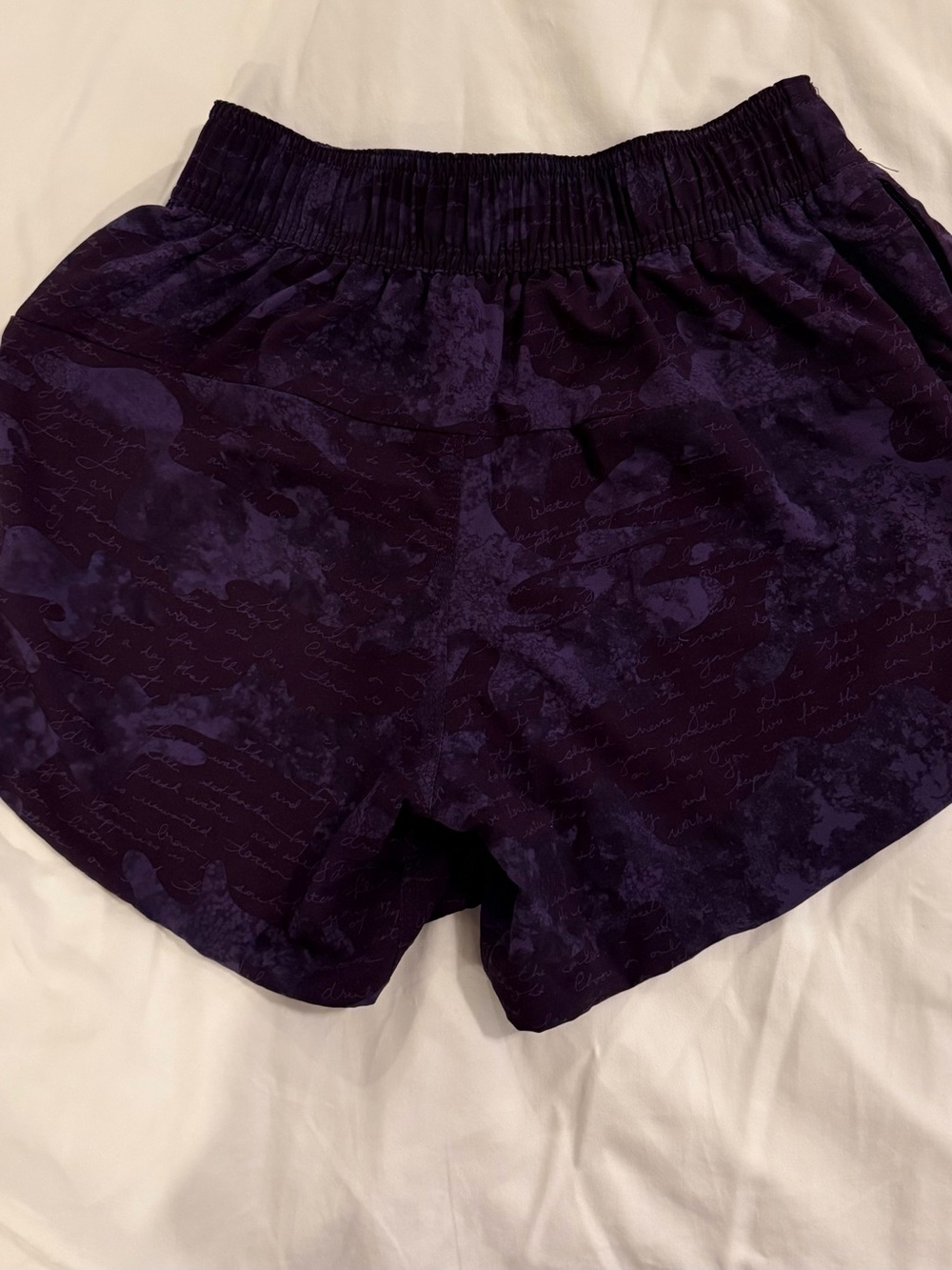 Lululemon Hotty Hot Shorts - Size 4